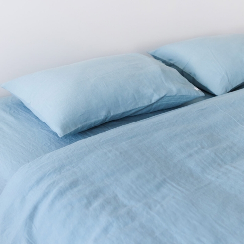 2. Sea Me Beautiful teal bed sheets by Ukraine bedding company Sea Me